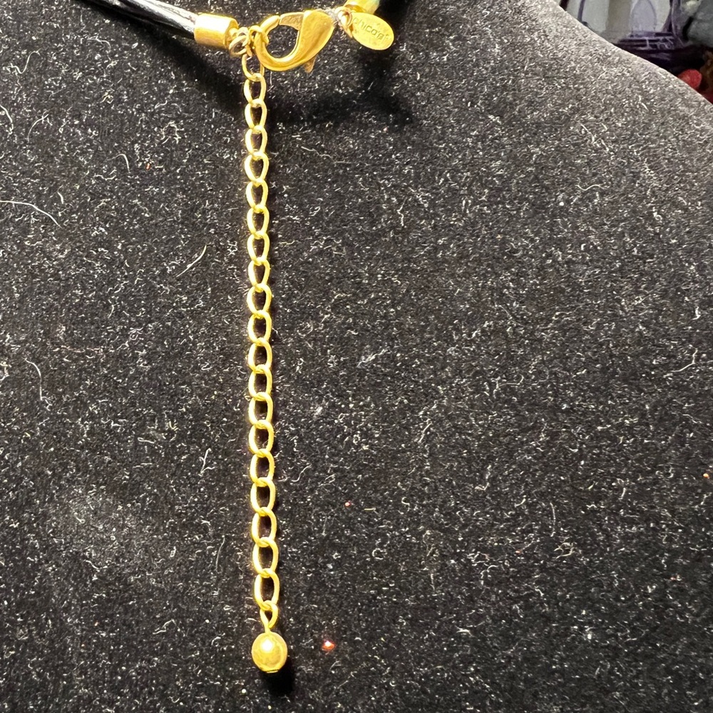 3 for $20 Chicos Elegant Yellow Pendant Necklace - Picture 4 of 4